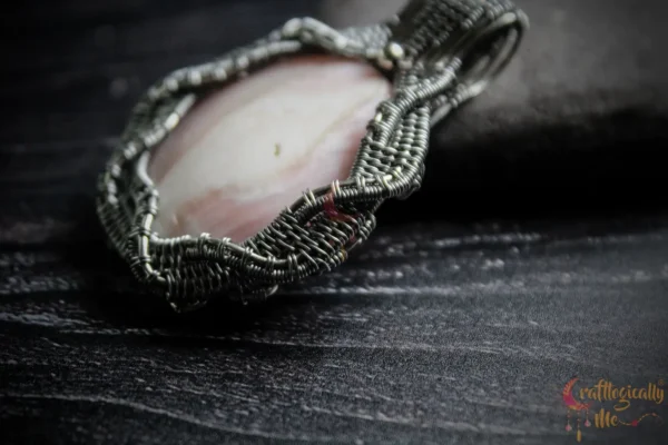 Rose opal stone crisscross wrap - Image 3