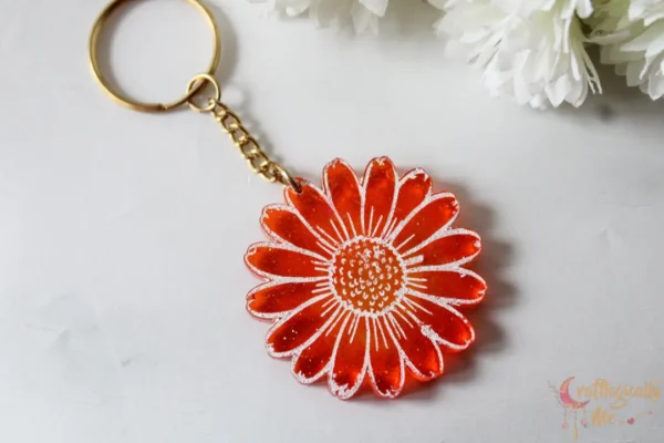 Daisy keychain/magnet