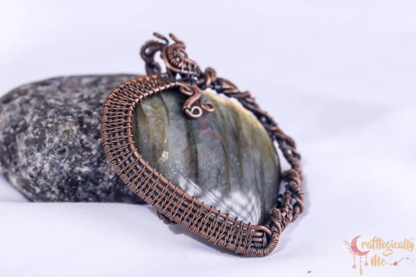 Yellow Flash Labradorite heart wrap - Image 12