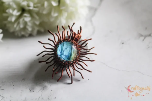 Blue Flash Labradorite Sun Pendant - Image 3