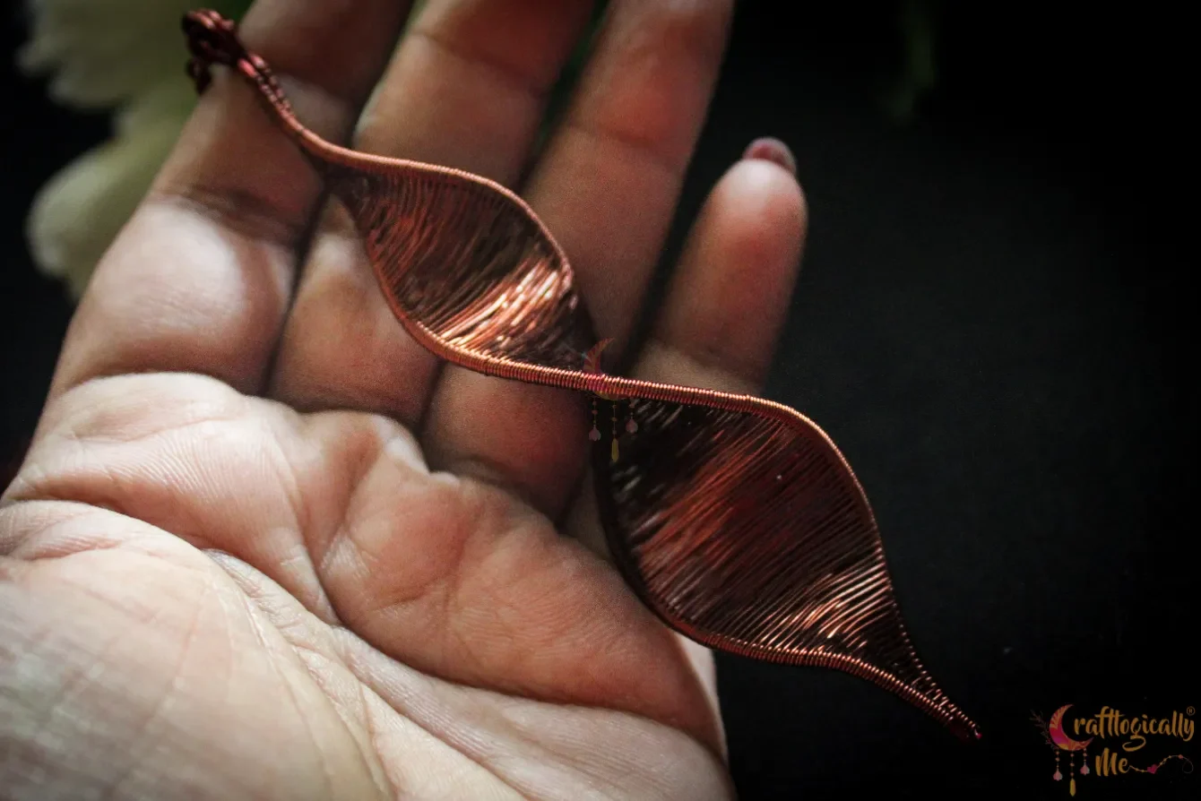 PEN036 DNA helix twisted wire loom pendant 03