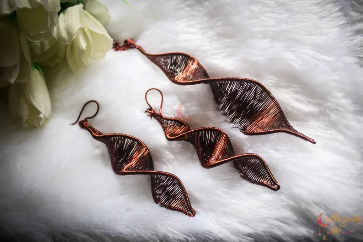 PS018 DNA helix twisted pendant set 02
