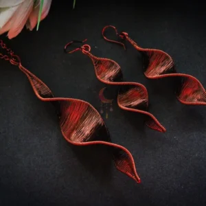 DNA helix twisted pendant set